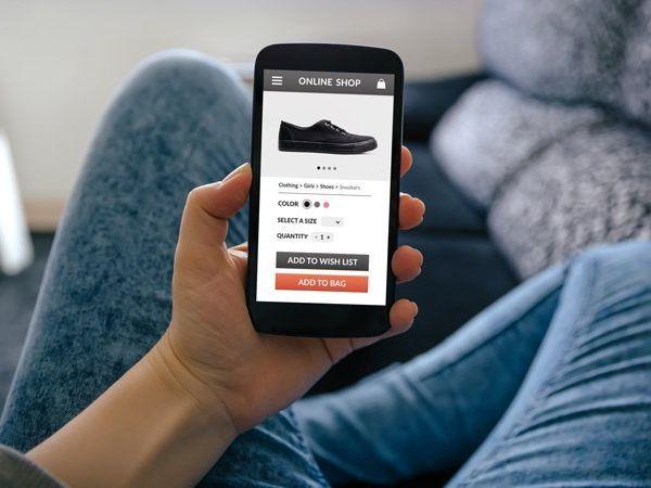 బంప‌ర్ ఆఫ‌ర్ : స్మార్ట్ ఫోన్లు, ఏసీల‌పై ఆన్‌లైన్ డిస్కౌంట్ల వెల్లువ‌!