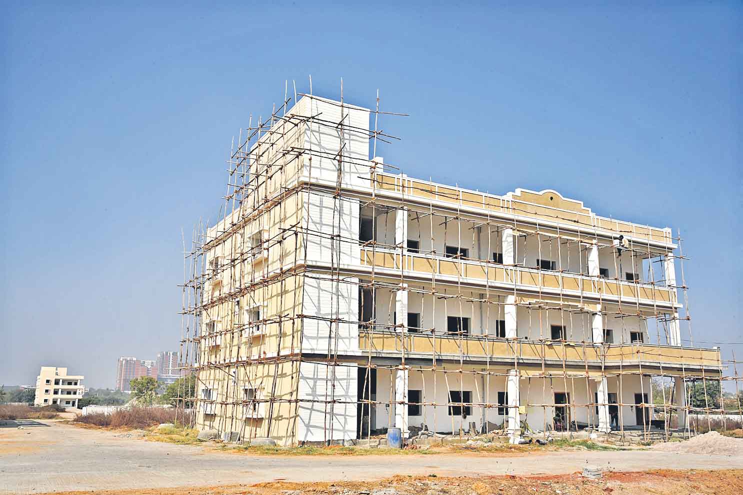 బ్రాహ్మణులకు 112 కోట్లు