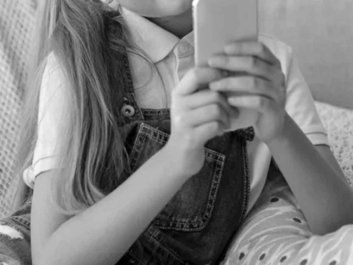 ఐదుగుర్ని చంపేశారంటూ బాలిక ఫోన్‌ కాల్‌.. తర్వాత ఏమి జరిగిందంటే!