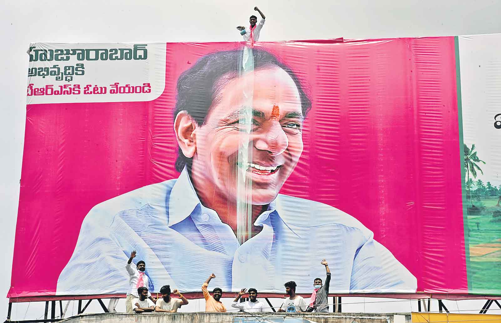 దళిత బంధు దరువు