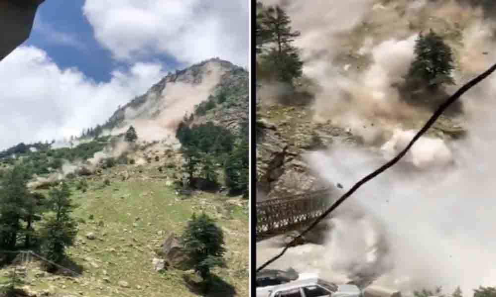 కొండచరియలు విరిగిపడి 9 మంది దుర్మరణం