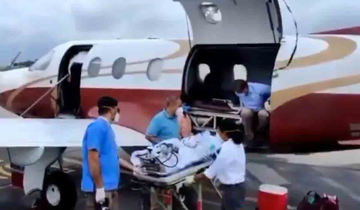 అత‌ను బ‌త‌కాల‌ని ప్రార్థిద్దాం.. అభిమానుల‌కు సోనూసూద్ పిలుపు