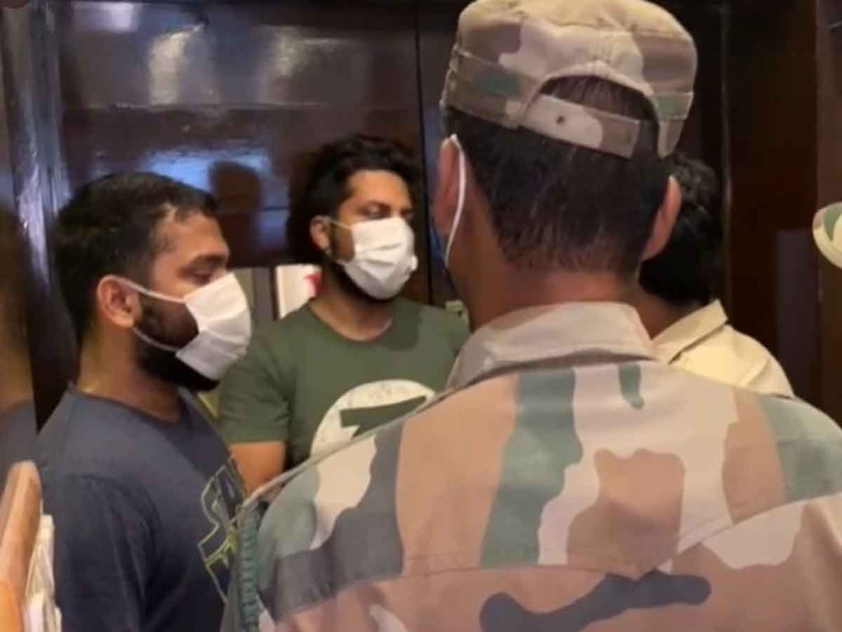 త్రిపుర పోలీసుల అదుపులో ప్రశాంత్‌ కిషోర్‌ సంస్థ సభ్యులు