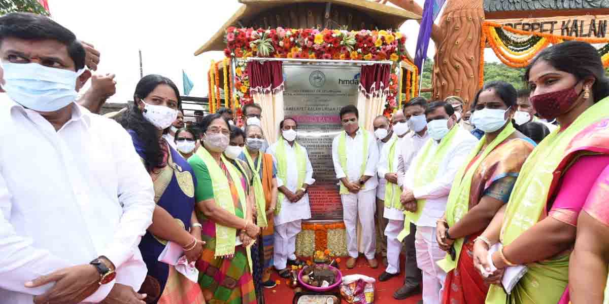 హరితహారంతో తెలంగాణకు ప్రత్యేక గుర్తింపు : మంత్రి ఐకేరెడ్డి