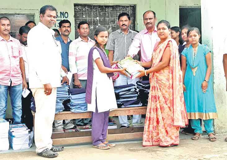 సర్కారు బడే ముద్దు