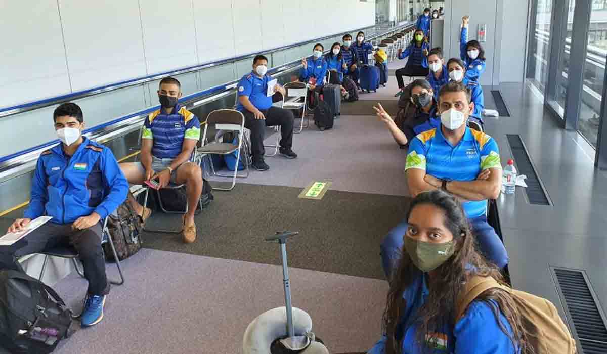 టోక్యో చేరిన భారత షూటింగ్‌ జట్టు