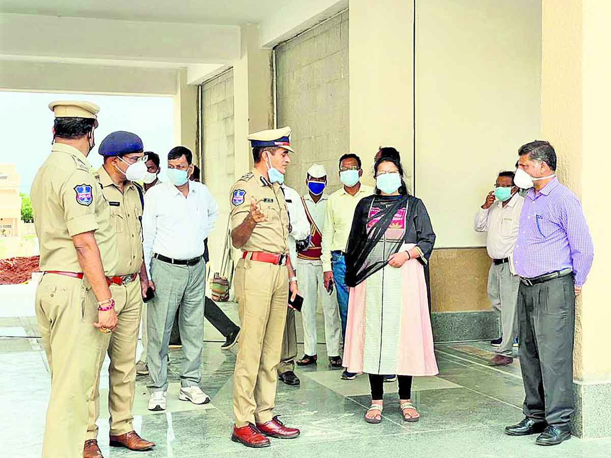 భద్రతా ఏర్పాట్లు కట్టుదిట్టం