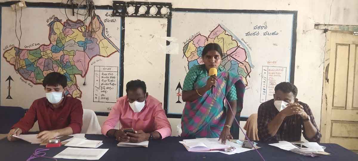 ‘పల్లెప్రగతి’ని విజయవంతం చేయాలి