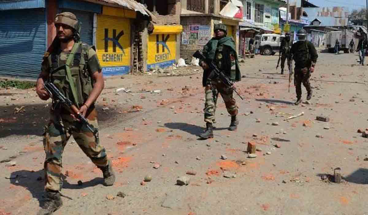 షోపియాన్ encounter.. లష్కరే కమాండ్‌ హతం