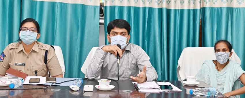 శాంతియుతంగా జరుపుకోవాలి