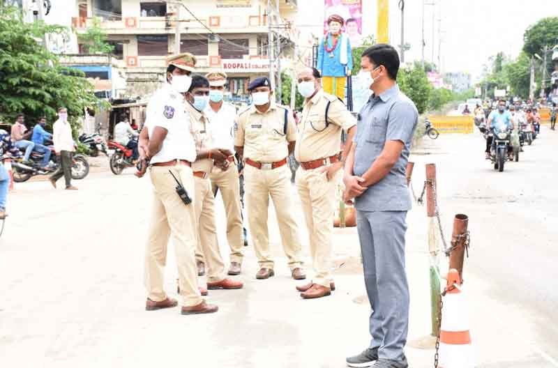 ట్రాఫిక్‌ సమస్యలకు చెక్‌