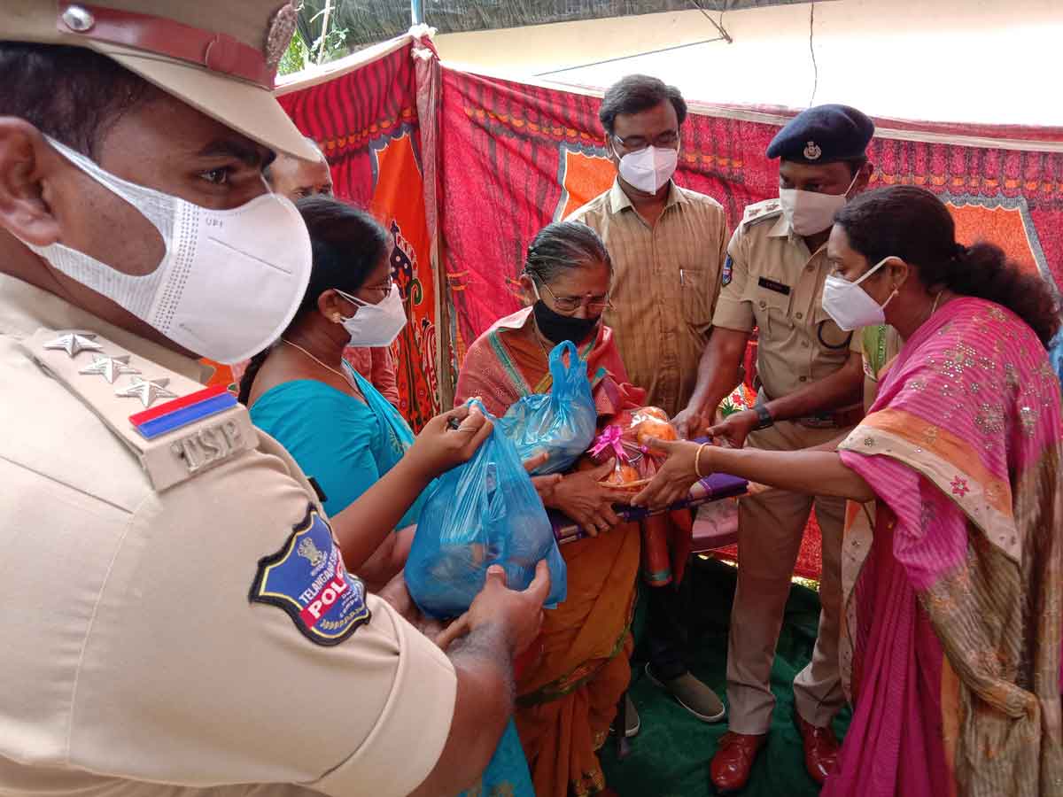 వనాన్నివీడి జనంలోకి రండి