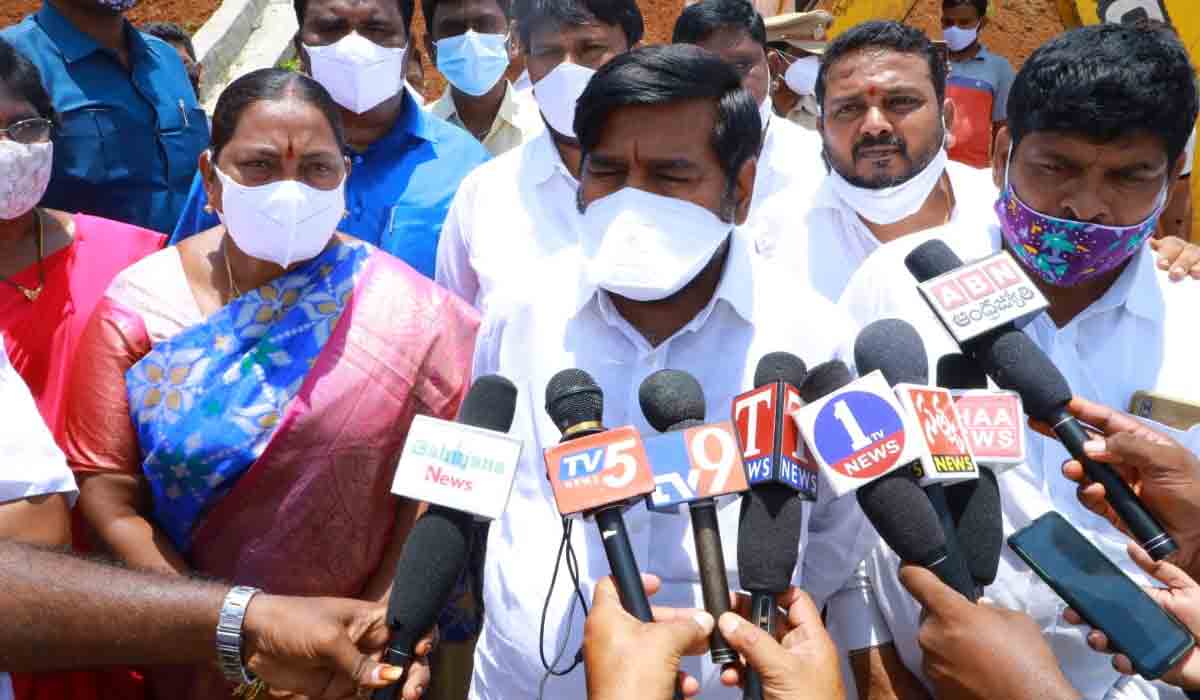 స్టంట్ మాస్టర్లను ఎవరూ నమ్మరు : మంత్రి జగదీశ్ రెడ్డి