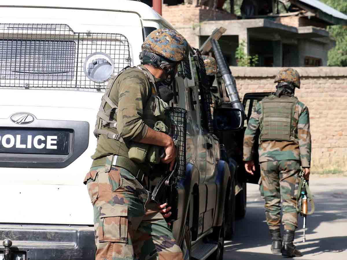 లష్కరే టాప్‌ కమాండర్‌ సలీం పర్రే.. ఎన్‌కౌంటర్‌లో హతం