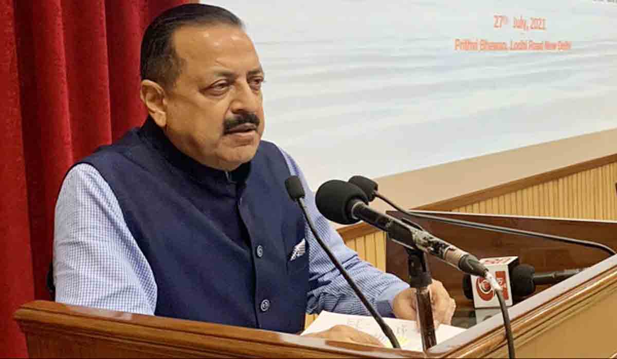 కేంద్ర ప్ర‌భుత్వ శాఖ‌ల్లో 8.72 ల‌క్ష‌ల పోస్టులు ఖాళీ