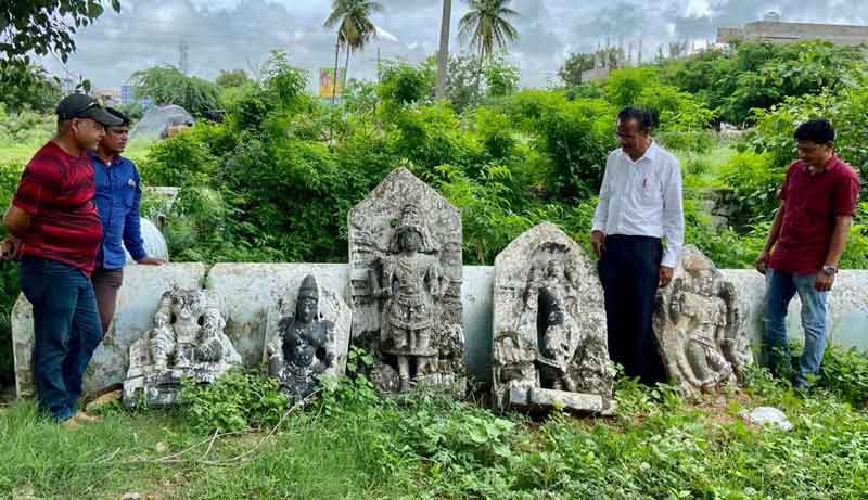 దుద్దెడ కాకతీయ శిల్పాలను భద్రపరచాలి