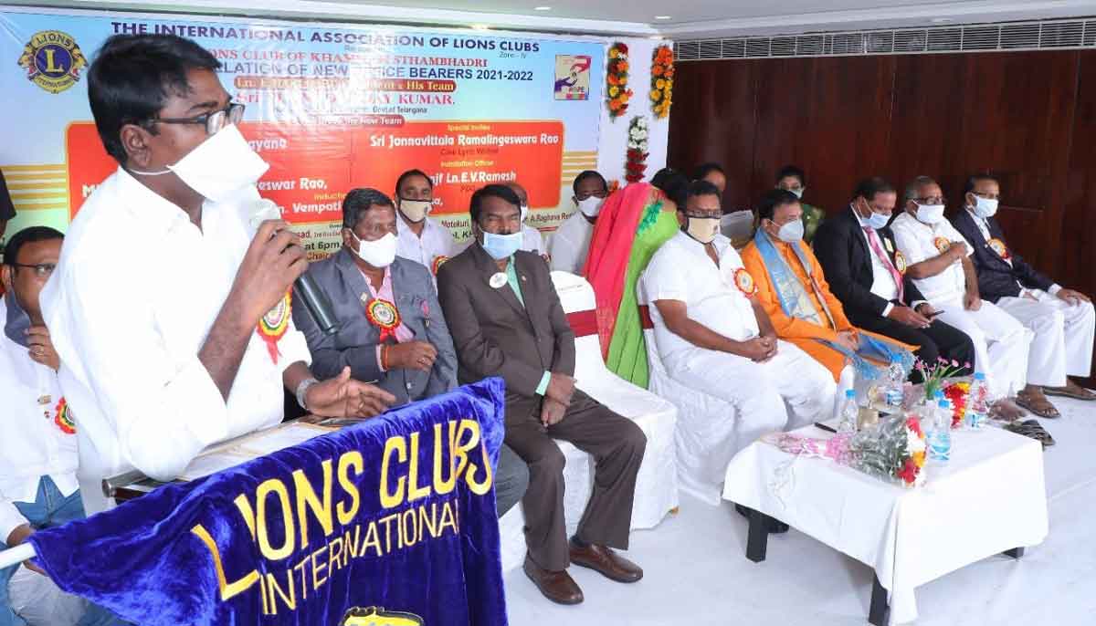 లయన్స్‌ క్లబ్‌ సేవలు ఆదర్శం