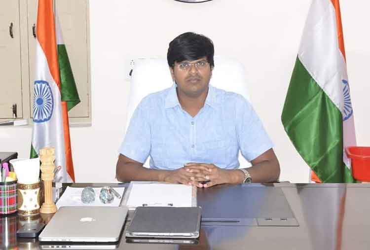 ఖమ్మం కలెక్టర్‌గా వీపీ గౌతమ్‌