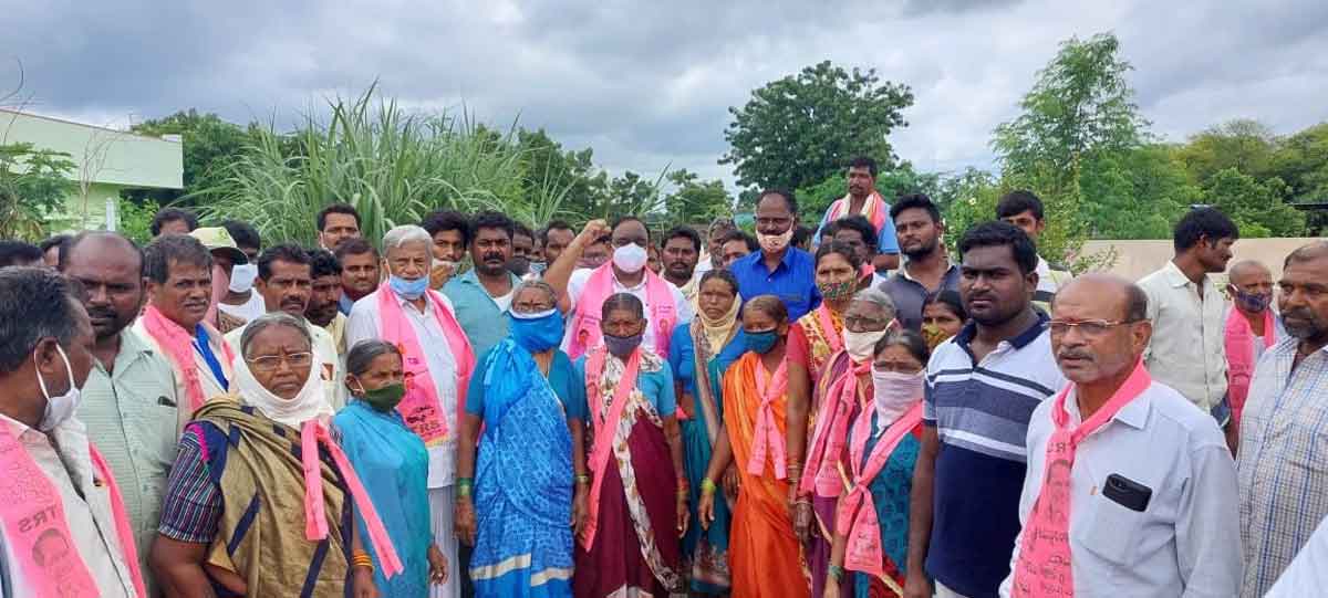 ఉప ఎన్నికలో ఎగిరేది గులాబీ జెండానే