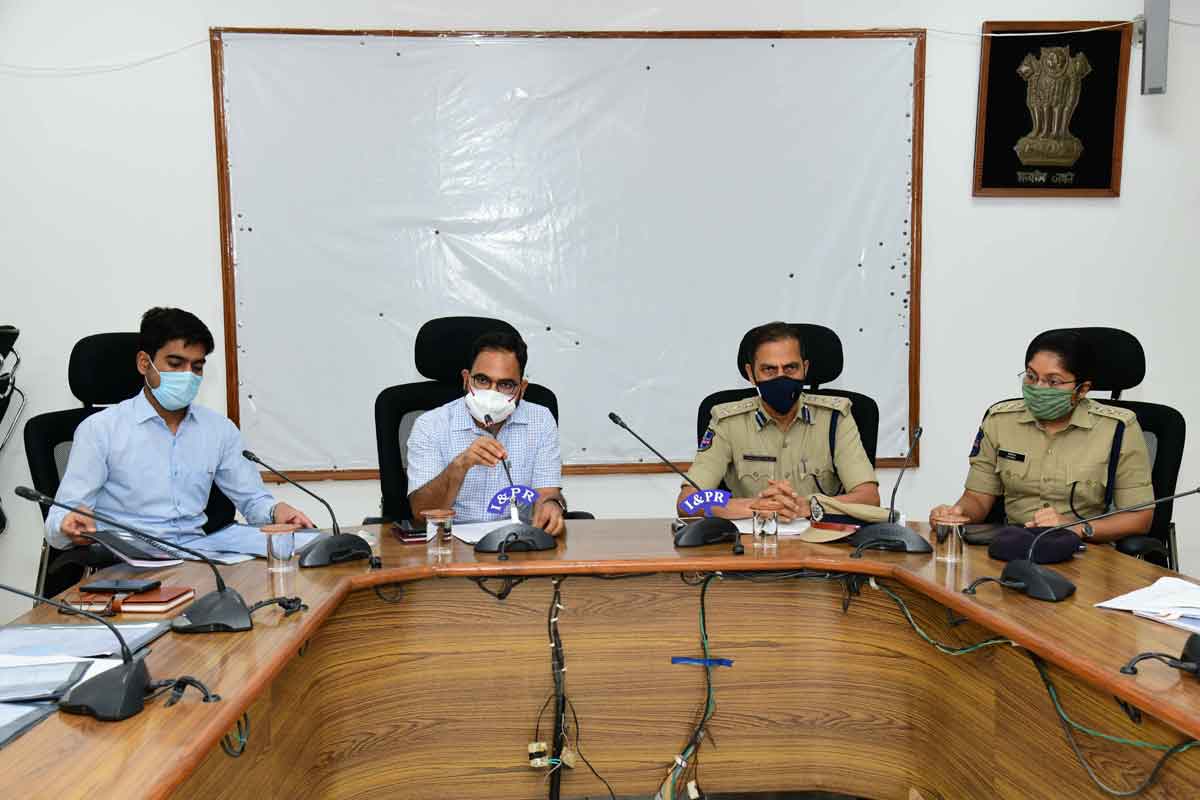 నకిలీలను ఉపేక్షించవద్దు