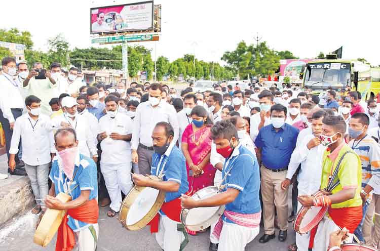 మన కోసం పెట్టిన పథకమిది