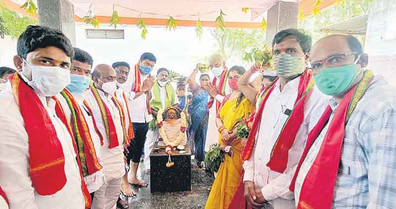 పోచమ్మకు మొక్కులు