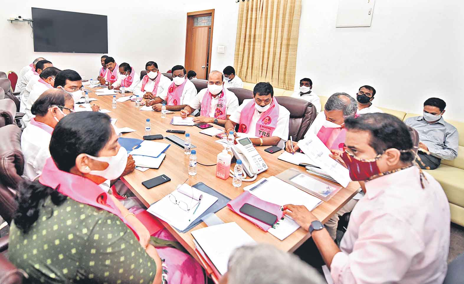 ఈటలది ఆత్మవంచన