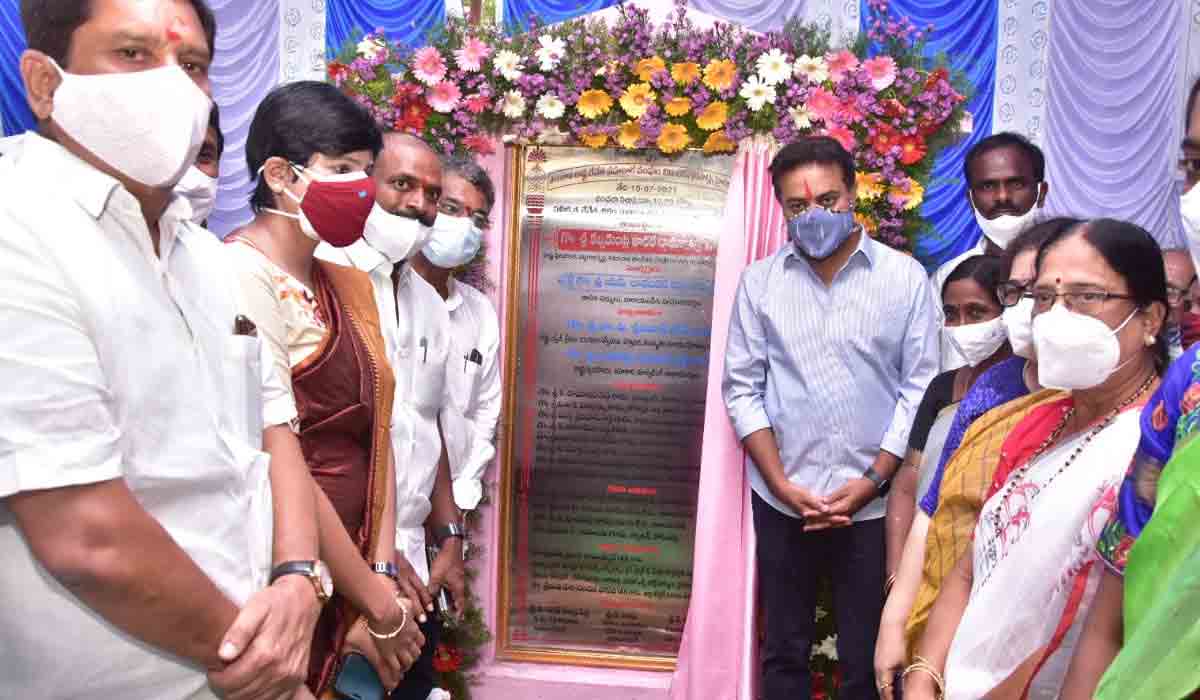 నేత‌న్న‌ల సంక్షేమ‌మే ప్ర‌భుత్వ ధ్యేయం : మంత్రి కేటీఆర్