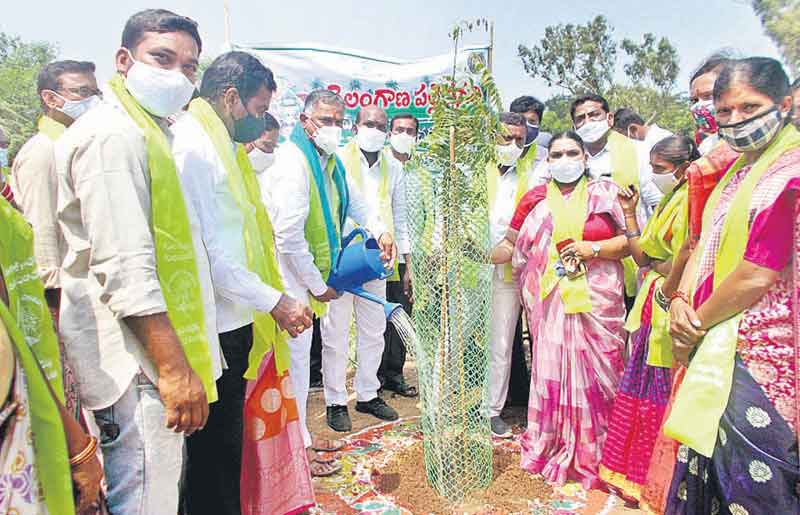 వెల్లువెత్తిన చైతన్యం