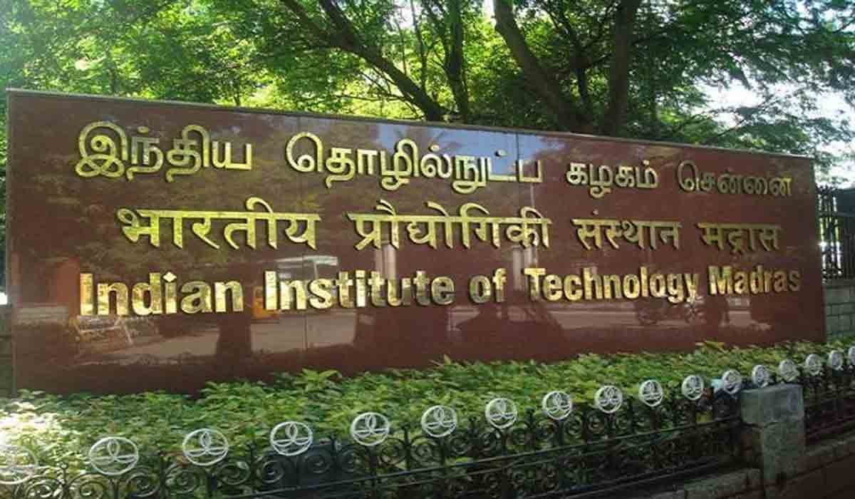 Corona Virus | విద్యార్థులకు కరోనా.. క్లస్టర్లుగా క్యాంపస్‌లు