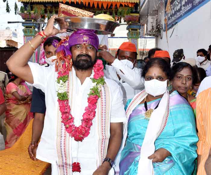 పేదల కడుపునింపేందుకే..