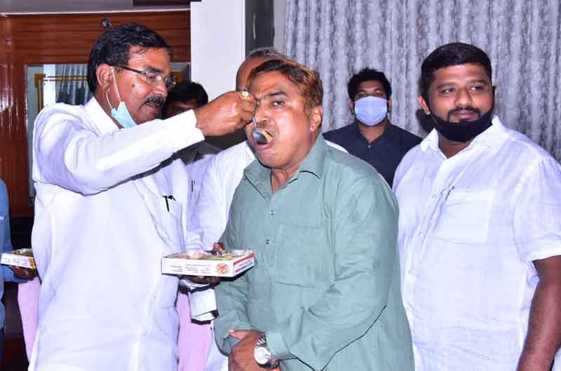 భక్తిశ్రద్ధలతో బక్రీద్‌