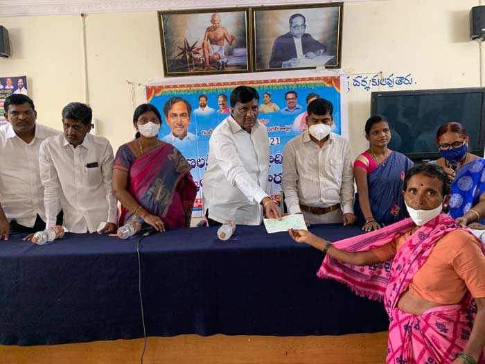 పేదల సంక్షేమమే లక్ష్యం