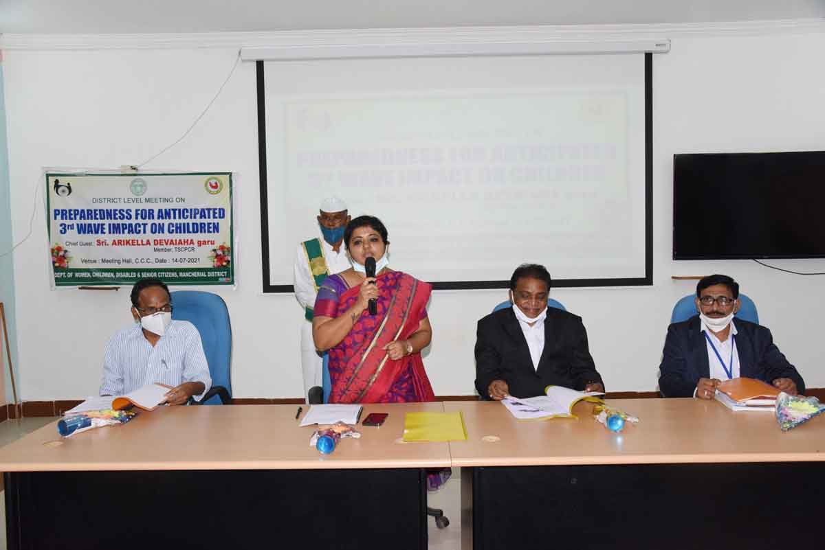 థర్డ్‌ వేవ్‌పై అప్రమత్తంగా ఉండాలి..