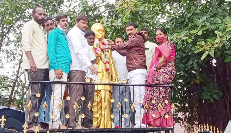 కలాన్ని ఆయుధంగా మలిచిన మహాకవి దాశరథి