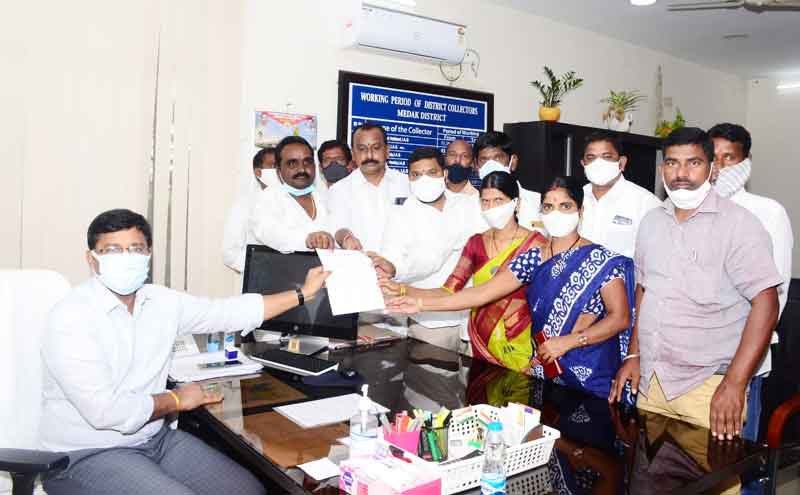 ఎమ్మెల్యేపై చర్యలు తీసుకోవాలి