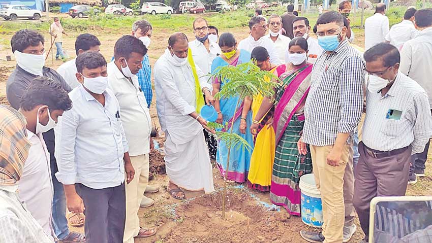 ఊరూరా ఉత్సాహంగా…