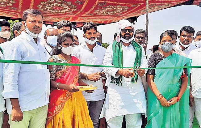 తాటాకు చప్పుళ్లకు భయపడను