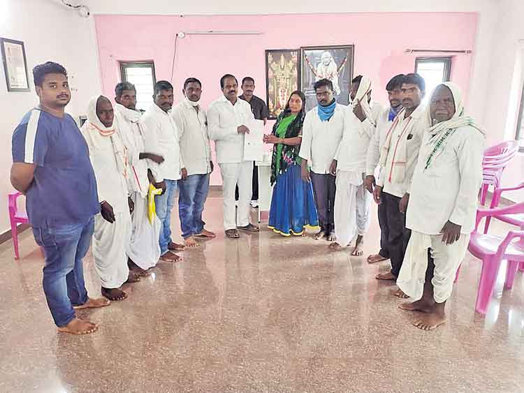 పేదలకు వరం సీఎంఆర్‌ఎఫ్‌