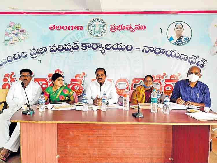 సమన్వయంతో పనిచేస్తేనే సమస్యల పరిష్కారం