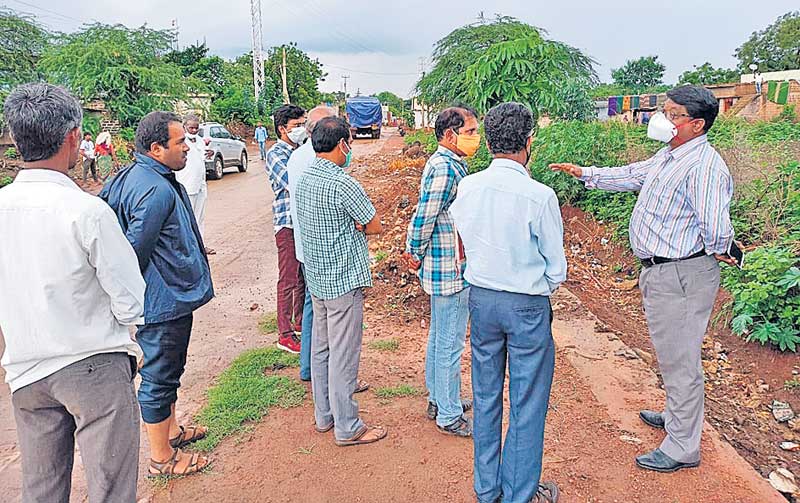 కొనసాగుతున్న పల్లె, పట్టణ ప్రగతి