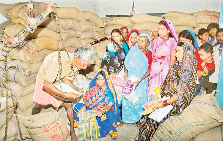 రేషన్‌కార్డులకు వేళాయె