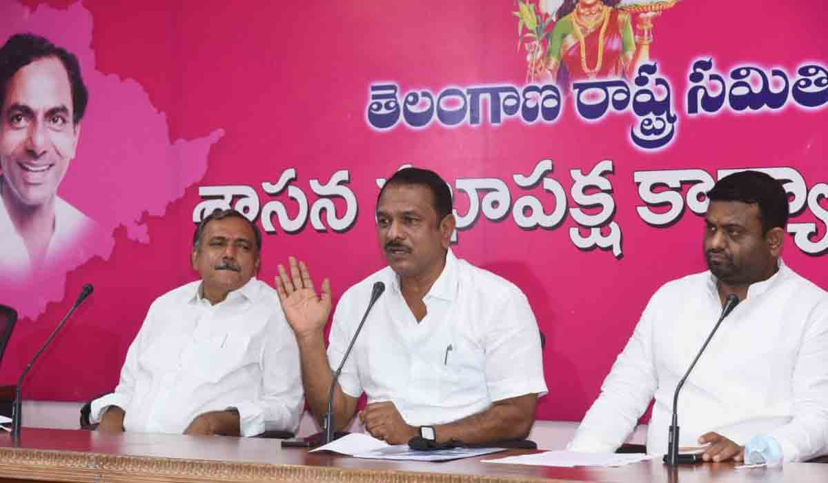 రేవంత్ రెడ్డికి చెప్పు దెబ్బలు ఖాయం : ఎమ్మెల్యే సుధీర్ రెడ్డి