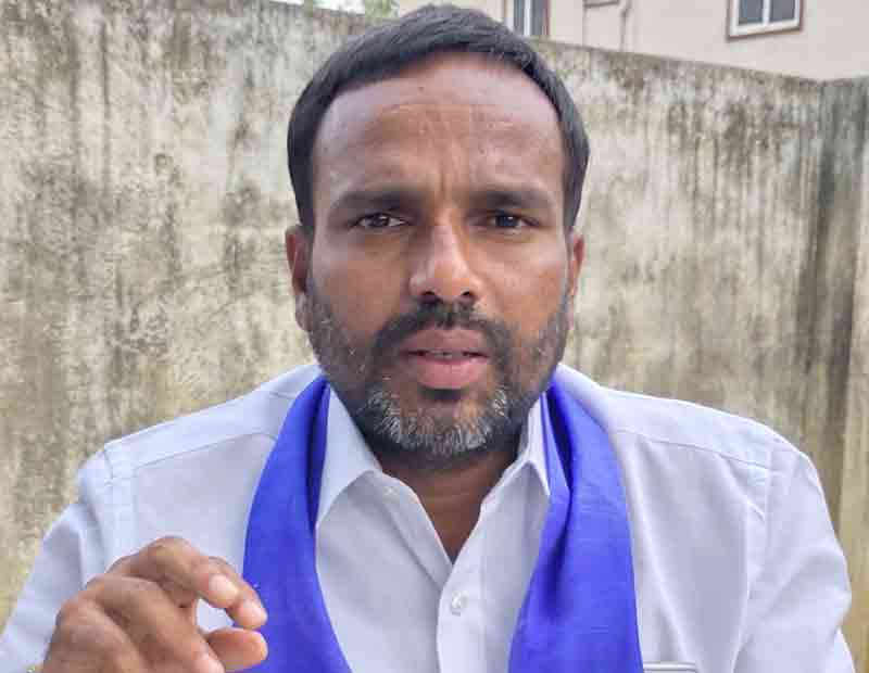 దళితబంధును అడ్డుకోవడం సిగ్గుచేటు