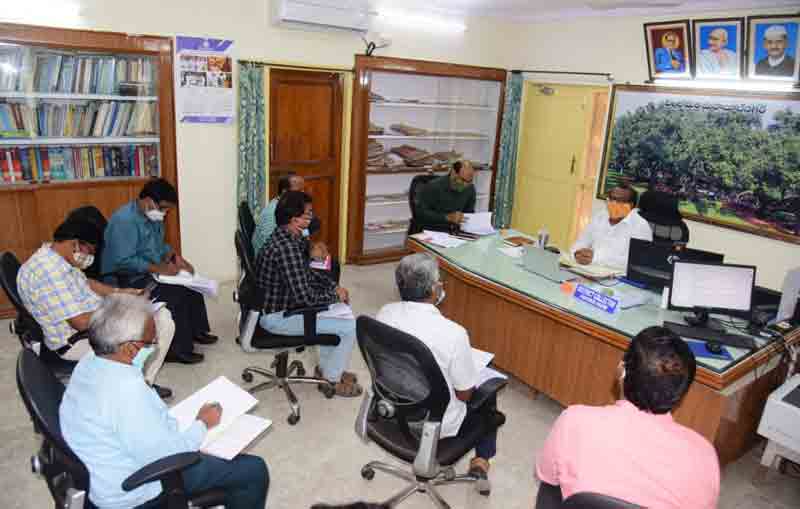 ఇసుక అక్రమ రవాణా అరికట్టాలి