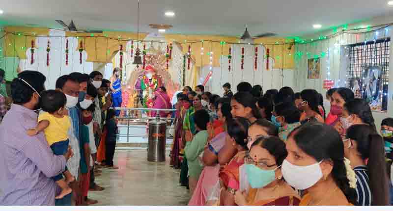 భక్తిశ్రద్ధలతో గురుపౌర్ణమి వేడుకలు