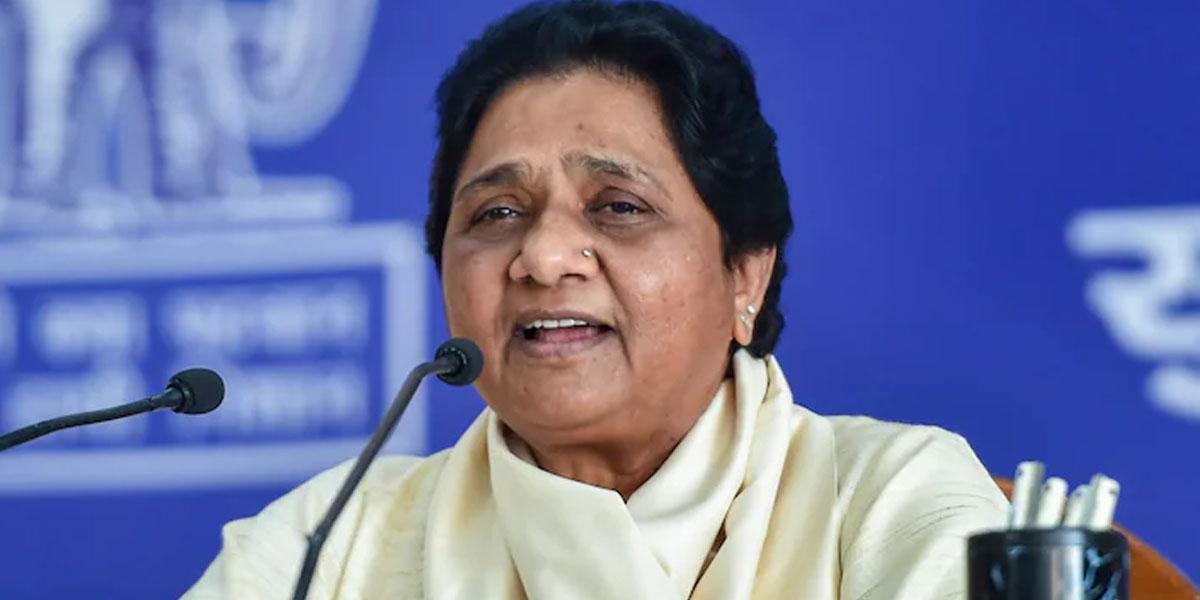 Mayavati: యూపీలో శాంతిభ‌ద్ర‌త‌ల్లాగా రోడ్లూ అధ్వాన్న‌మే..!