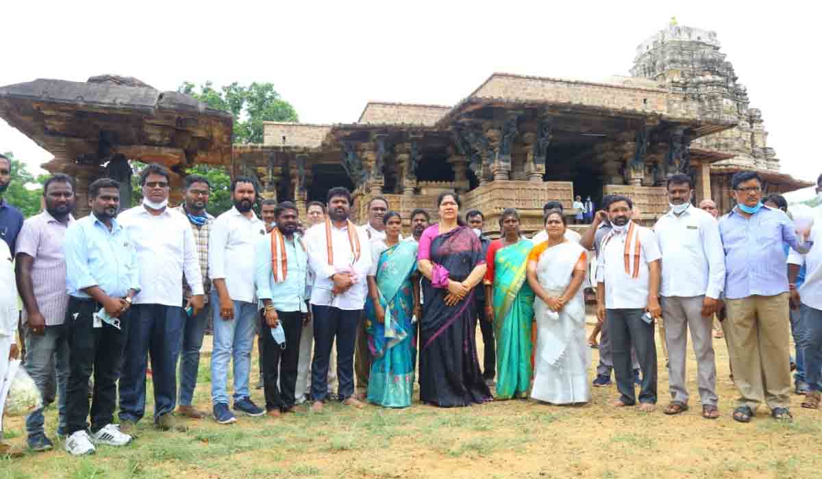 సీఎం కేసీఆర్‌ కృషితోనే రామప్పకు యునెస్కో గుర్తింపు : మంత్రి సత్యవతి