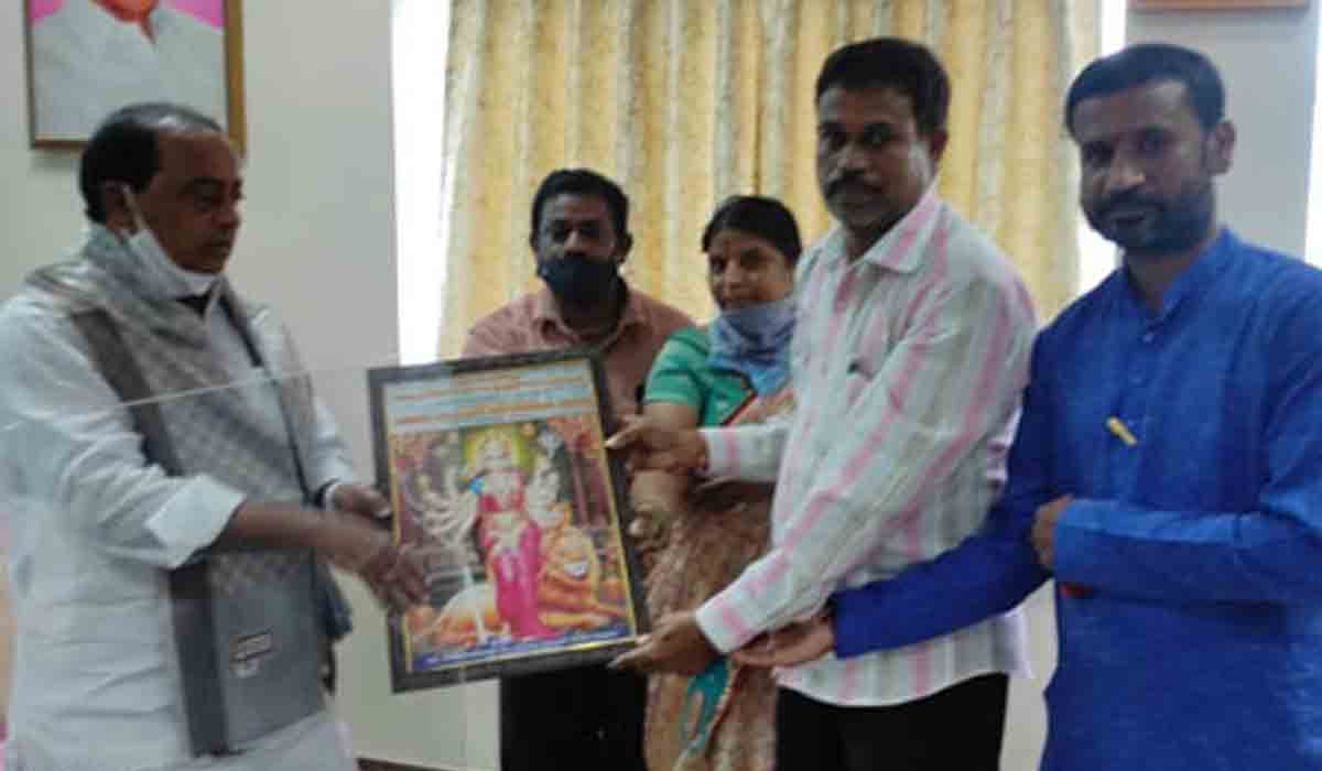 బోనాల పండుగ వృత్తిదారులకు గుర్తింపు : మంత్రి ఇంద్రకరణ్ రెడ్డి