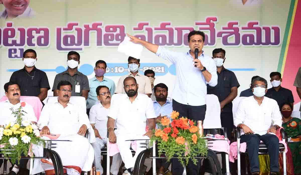 ఏపీతోనే కాదు.. దేవుడితోనైనా కొట్లాడి కృష్ణా నీళ్లు అందిస్తాం : మంత్రి కేటీఆర్